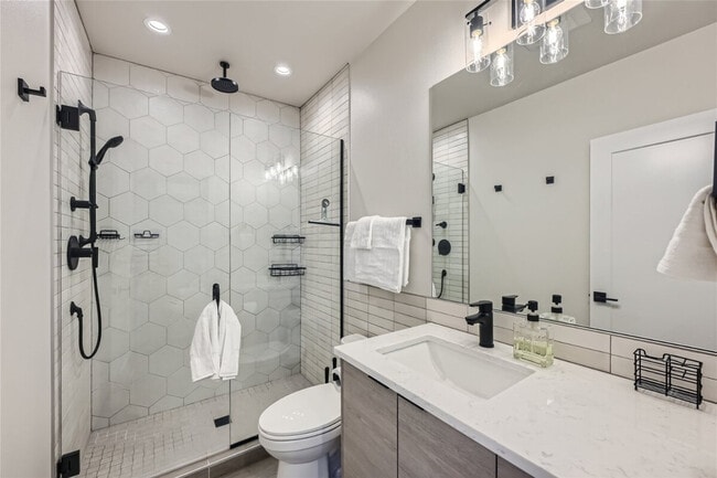 Photo - 4308 Wallingford Ave N Unit SI ID1035902P