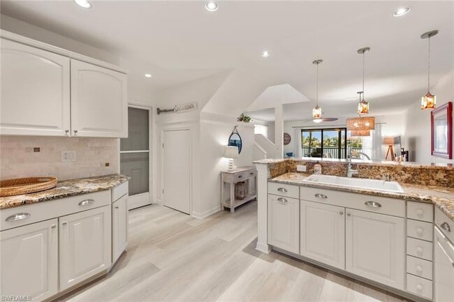 Photo - 26773 Hickory Blvd