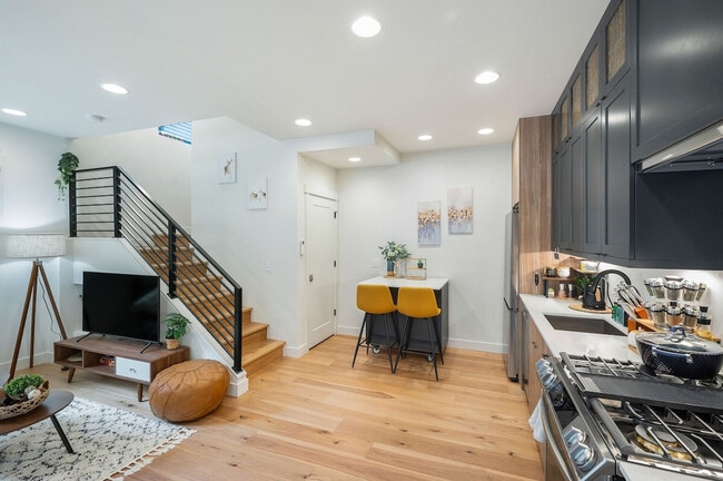 Photo - 34 W Cremona St Unit SI ID1035999P