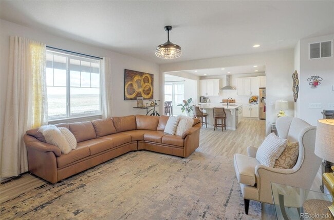 Photo - 188 S Waterloo St