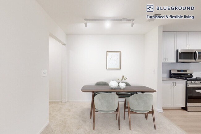 Photo - 313 Avalon Cir Unit SI FL2-ID3729A