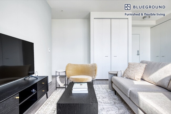 Photo - 2340 N California Ave Unit FL6-ID480