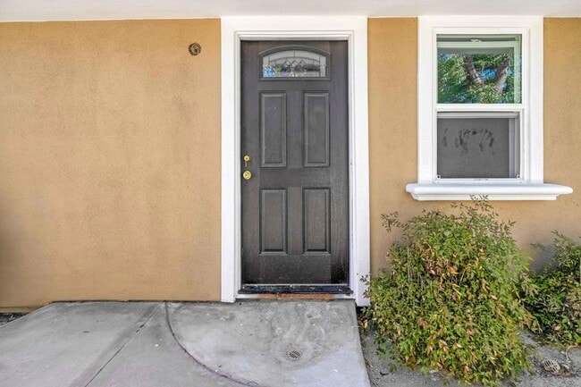 Photo - 73400 Algonquin Pl