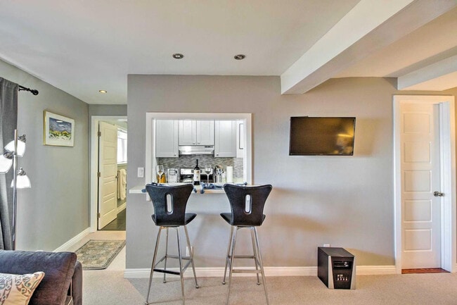 Photo - 60 Belvedere Ave Unit ID1305051P