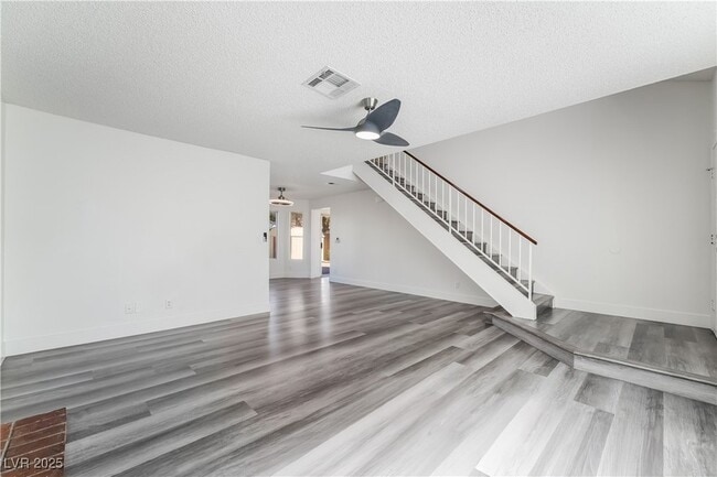 Photo - 8644 Trafalgar Dr