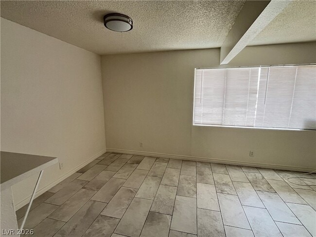 Photo - 212 Orland St Unit 28