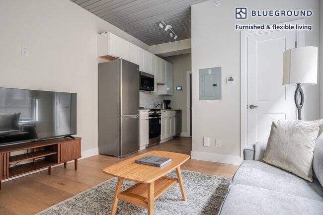 Photo - 44 Bromfield St Unit SI FL5-ID1308