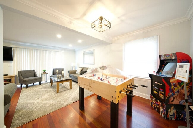 Photo - 804 W State St Unit ID1285025P