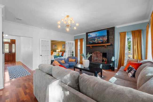 Photo - 13702 Yellow Oak Cir Unit ID1369235P