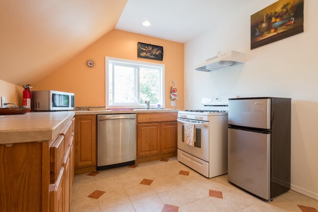 Photo - 900 21st Ave Unit ID1273354P