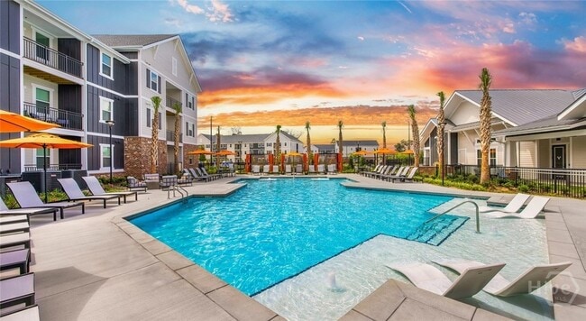 Building Photo - 1000 Chatham Center S Dr Unit C1