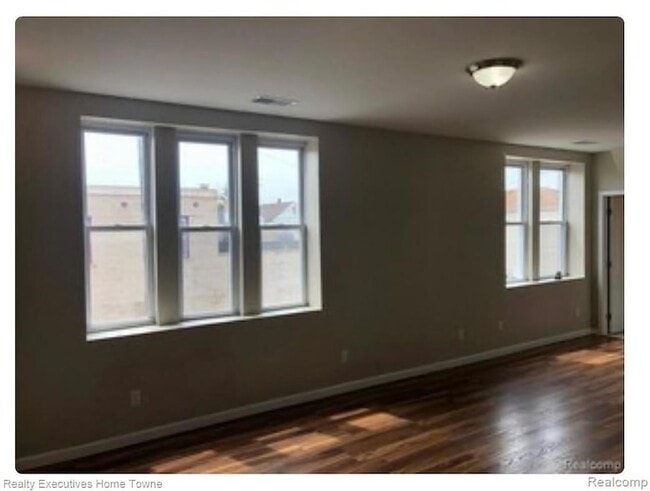 Photo - 11625 Joseph Campau Ave