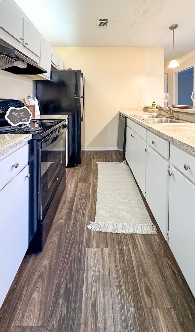 Photo - Milgen Village