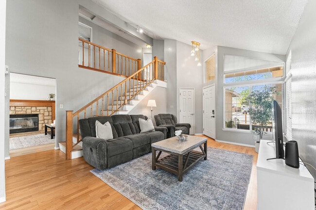 Building Photo - 6591 Enchanted Valley Dr Unit SI ID1228274P