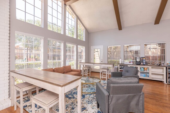 Photo - Timber Ridge Apartments