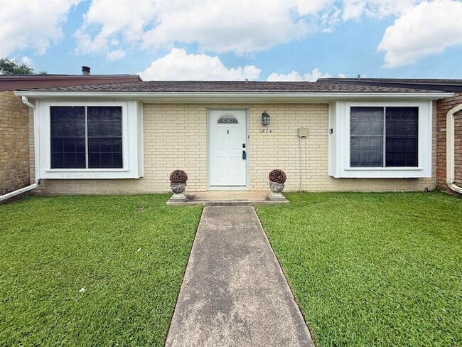 Building Photo - 5874 Meadow Way