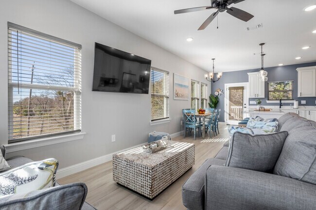 Photo - 135 Brady Dr Unit SI ID1473626P