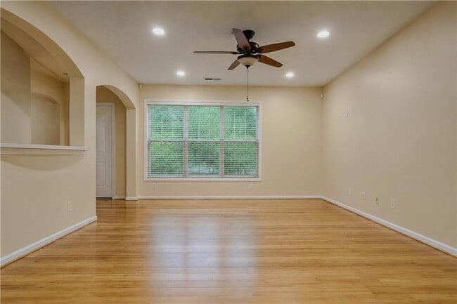 Photo - 90 Golden Pine Rd SW