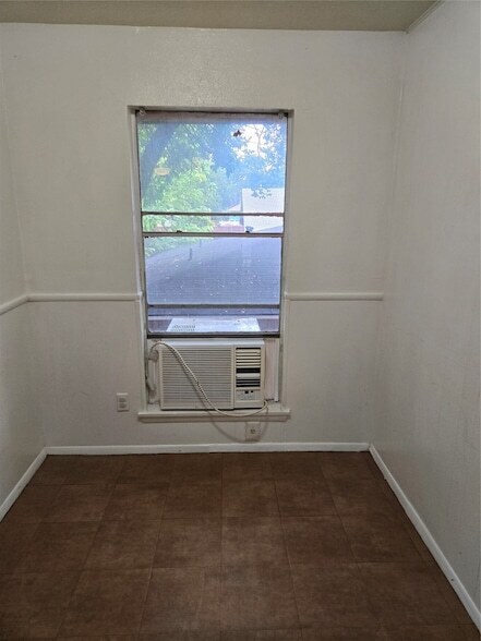 Photo - 2509 Birmingham Ave Unit 202