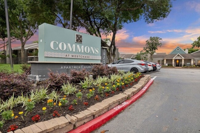 Photo - 10751 Meadowglen Ln Unit Kate