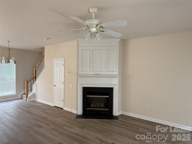 Photo - 2146 McKenzie Creek Dr