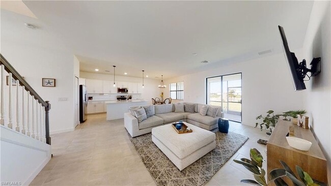 Photo - 18302 Ridgeline Dr