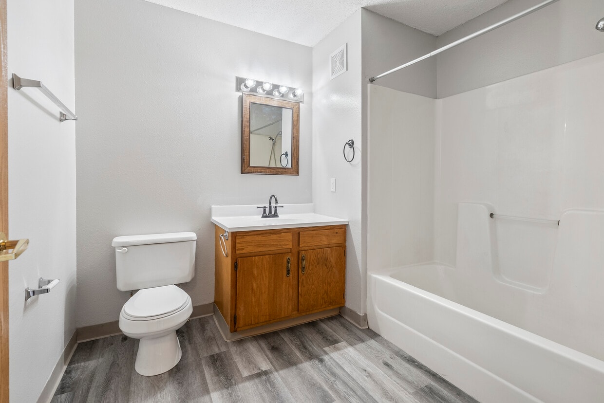 Floor Plan - 2 bedroom/1 bath