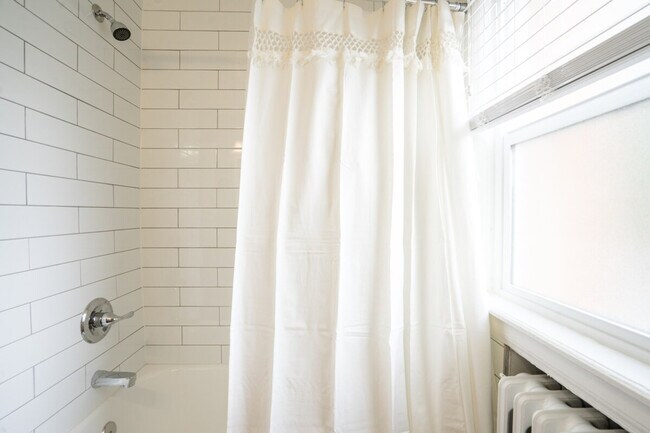 Photo - 1660 N Gaylord St Unit SI ID1026266P