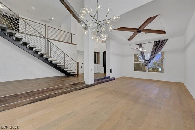 Photo - 304 Kingsclear Ct