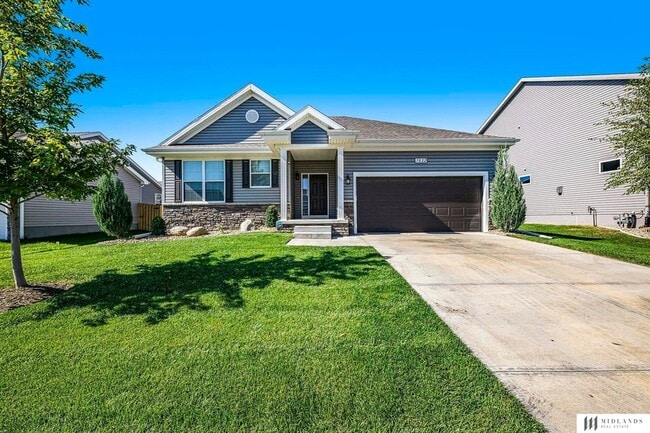 Photo - 7822 S 184th Ave