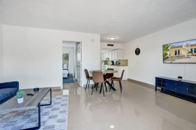 Photo - 905 N Federal Hwy Unit SI ID1504074P