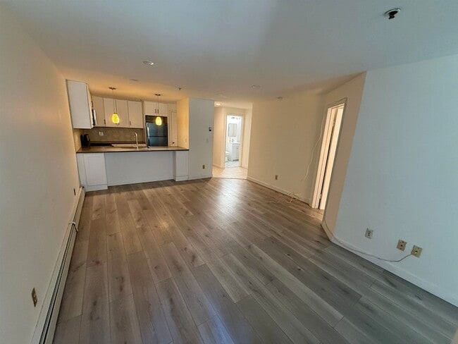 Photo - 1115 Willow Ave