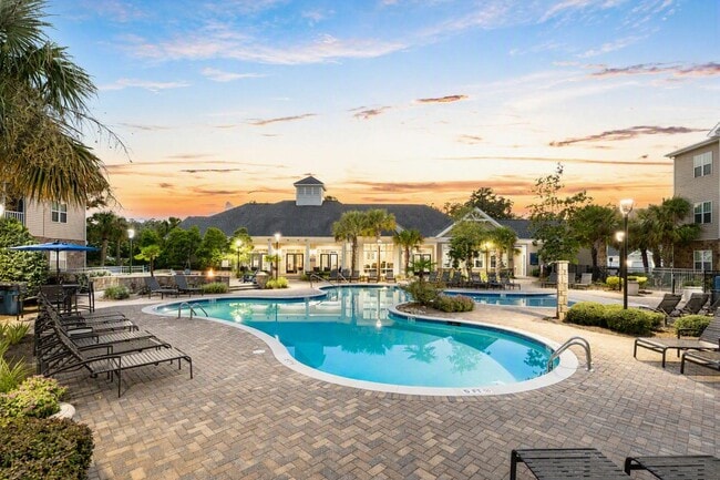 Building Photo - Abberly Pointe Apartment Homes