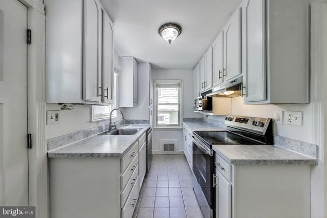 Photo - 4600 Jones Bridge Rd