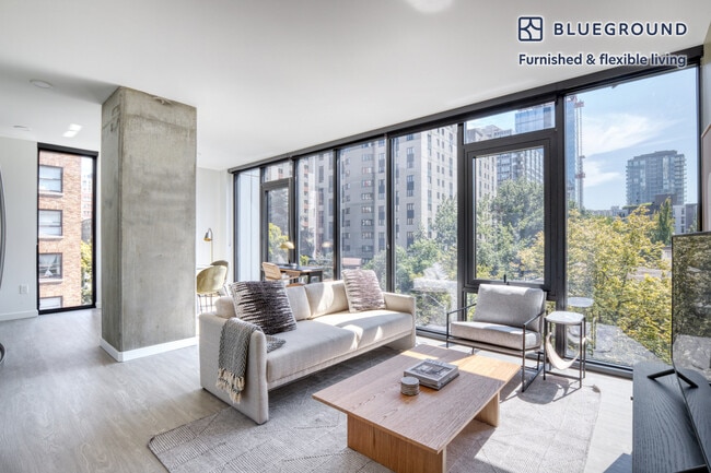 Building Photo - 704 Spring St Unit FL6-ID461