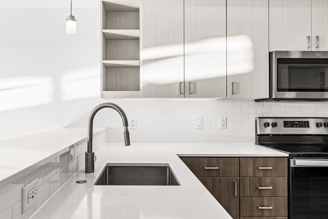 Photo - Gordon Lofts