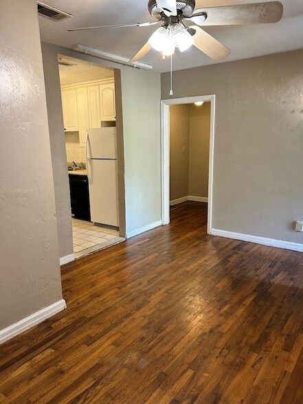 Photo - 727 California St