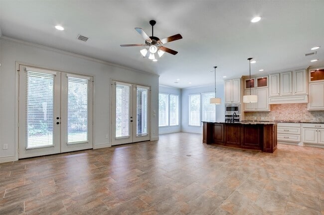 Photo - 30 Daffodil Meadow Pl