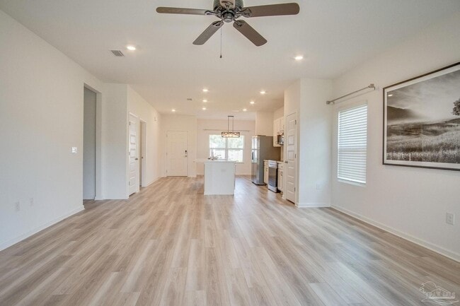 Photo - 6625 Sun Tree Cir
