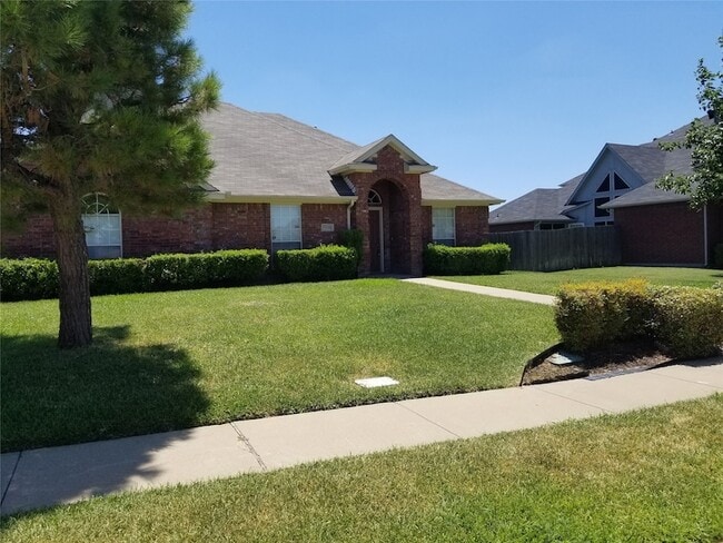 Building Photo - 5598 Carrington Dr