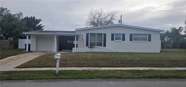 Photo - 745 Schumann Dr