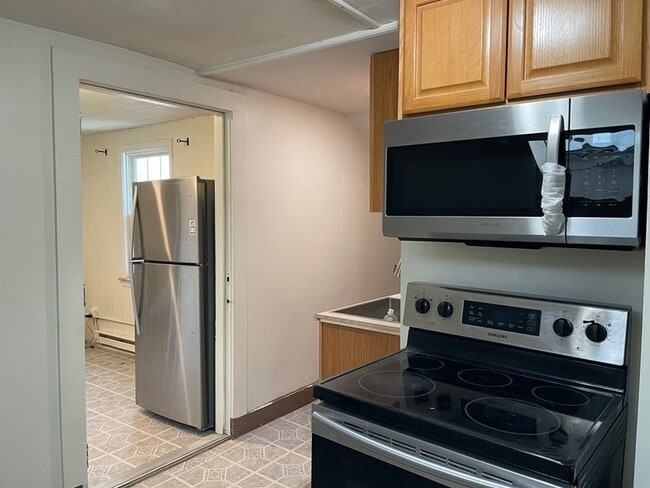 Photo - 4 Underwood Ct Unit 3