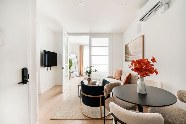 Photo - 347 E 78th St Unit SI ID1460467P