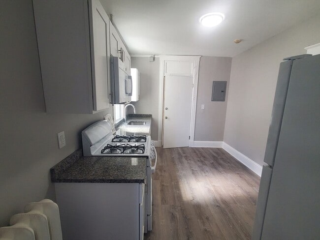 Photo - 738 Washington St Unit 27