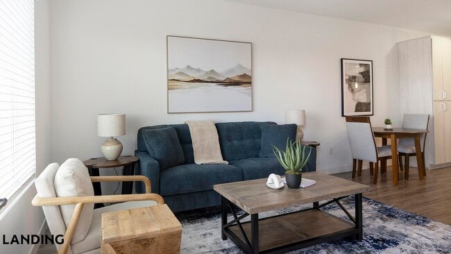 Building Photo - 1760 S Crismon Rd Unit 3032