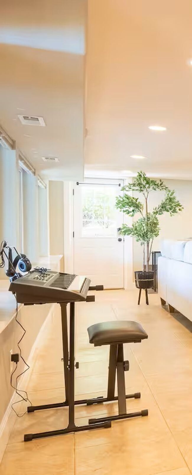 Building Photo - 5627 Illahee Road NE Unit ID1347349P