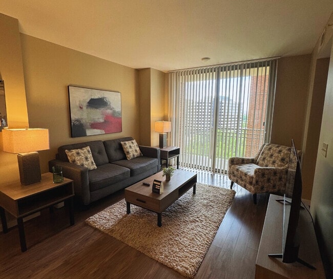 Building Photo - 1125 S 21st St Unit ID1254797P