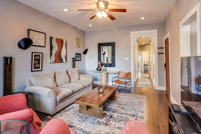 Building Photo - 1506 W Thome Ave Unit SI FL1-ID1364275P