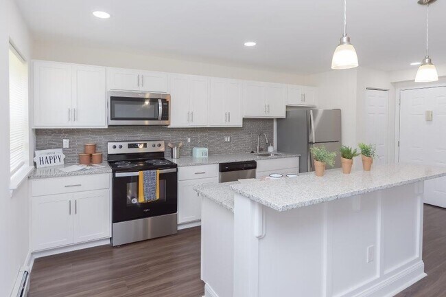 Photo - Kingswood Apartments & Townhomes