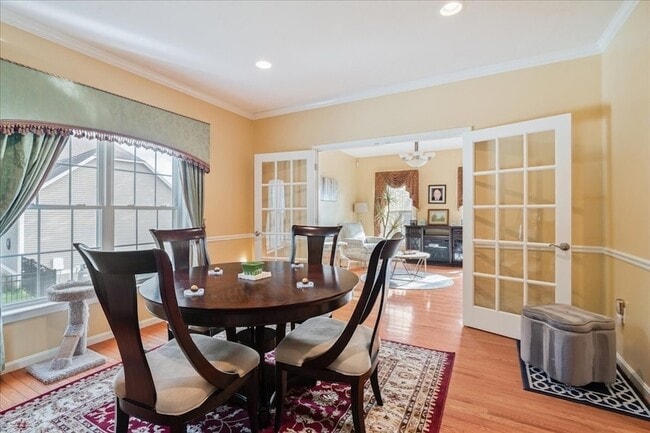 Photo - 000 Confidential St